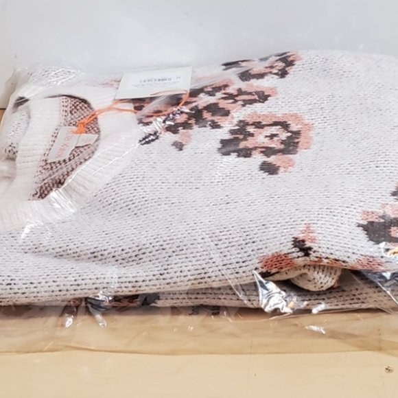 Crewneck Sweater size 4X Tan Knox Rose Brand New - Picture 3 of 3